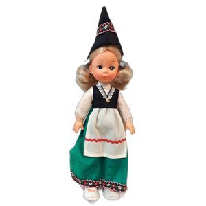 Dolls of All Nations Hong Kong 10" vintage with hat Green Dress European Outfit